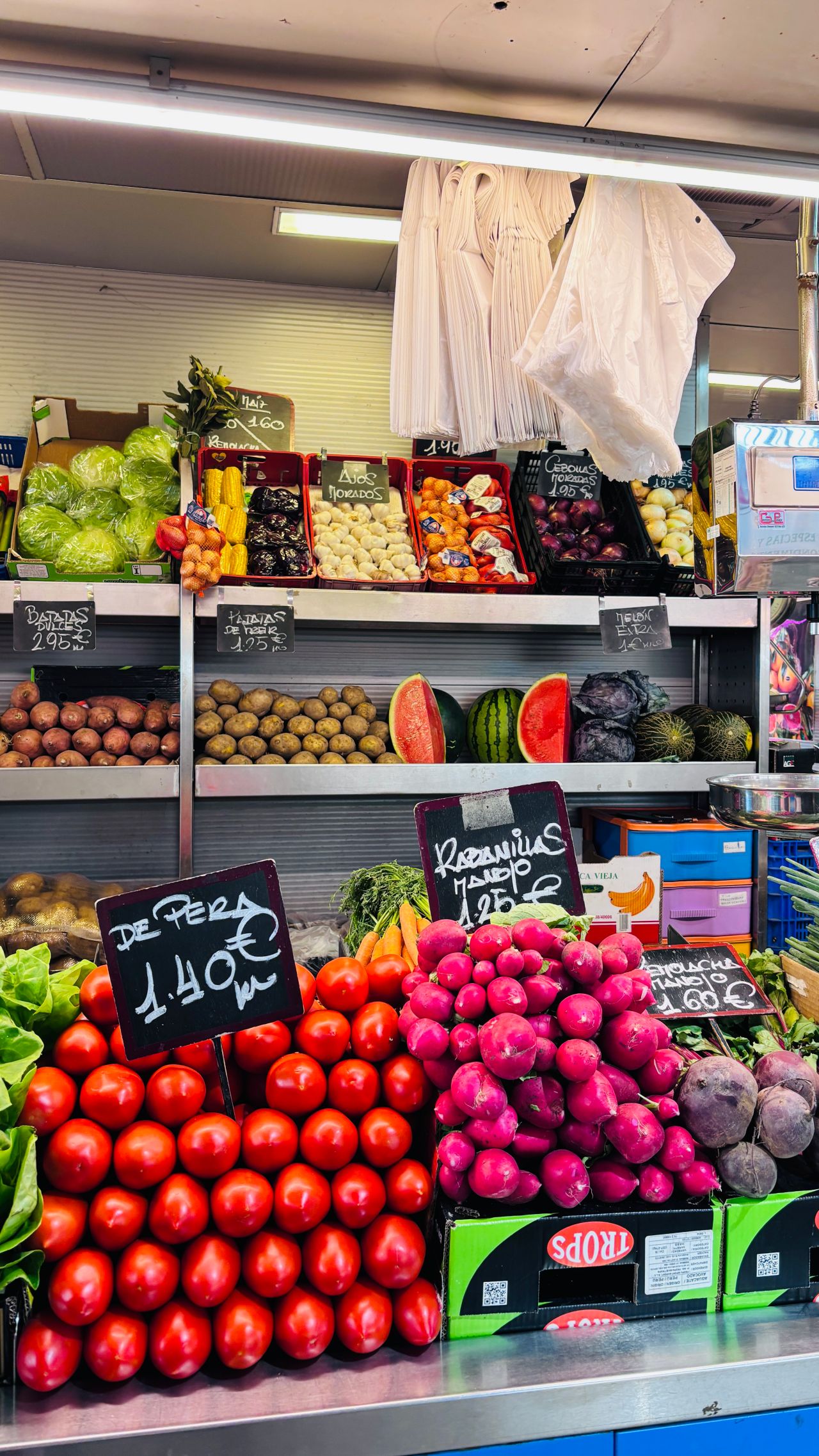 【馬拉加景點】馬拉加中央市場 Mercado Central de Atarazanas|免費入場、必吃美食攻略 - 第7張圖 【馬拉加景點】馬拉加中央市場 Mercado Central de Atarazanas|免費入場、必吃美食攻略