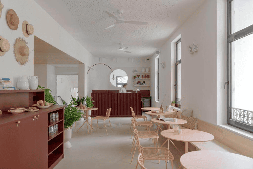 【法國】尼斯住宿推薦 2026｜區域安全分析、飯店、青旅、機場住宿