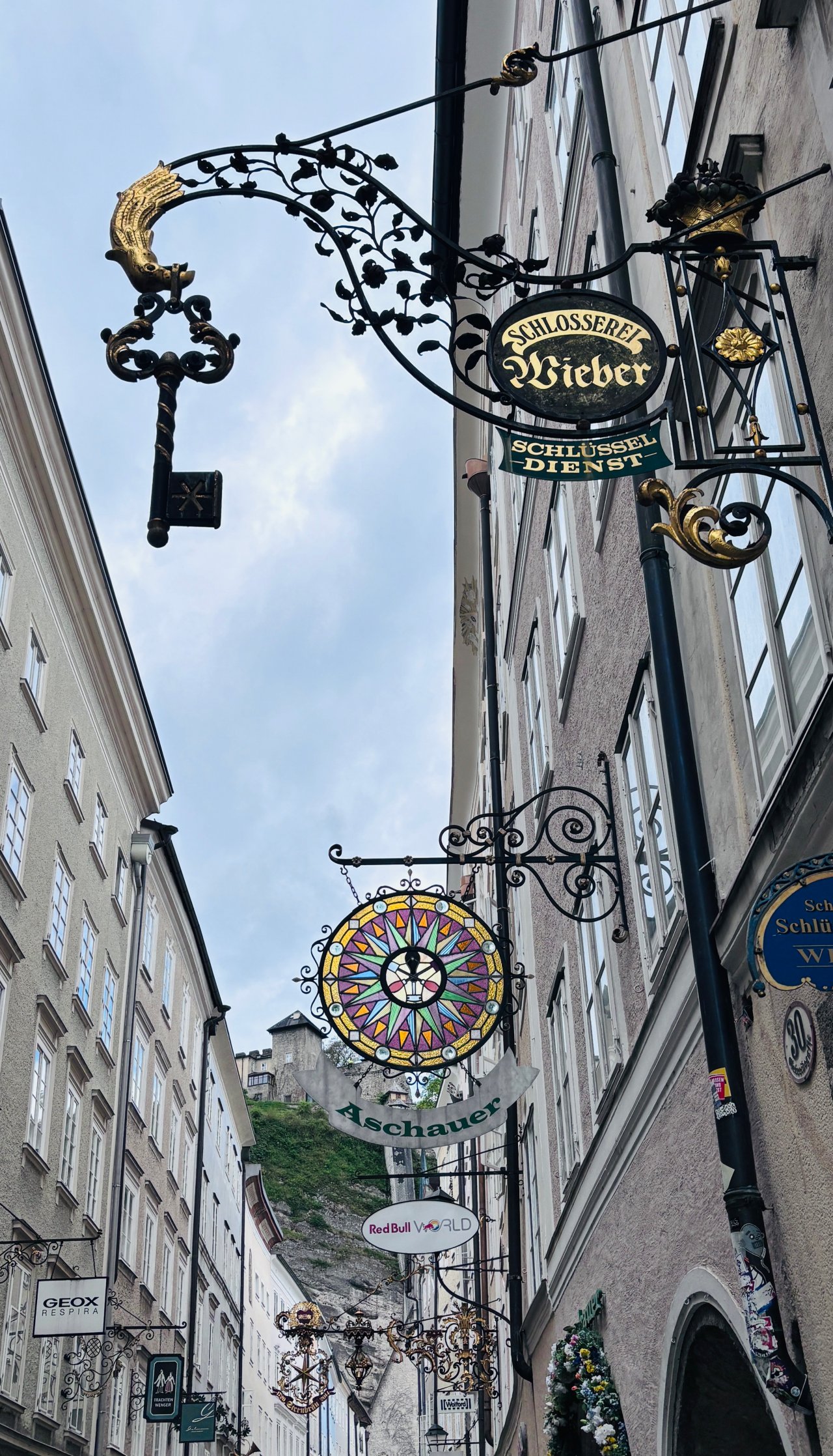 2026薩爾斯堡Salzburg必訪景點推薦｜薩爾斯堡要塞、米拉貝爾花園、莫札特出生地全攻略