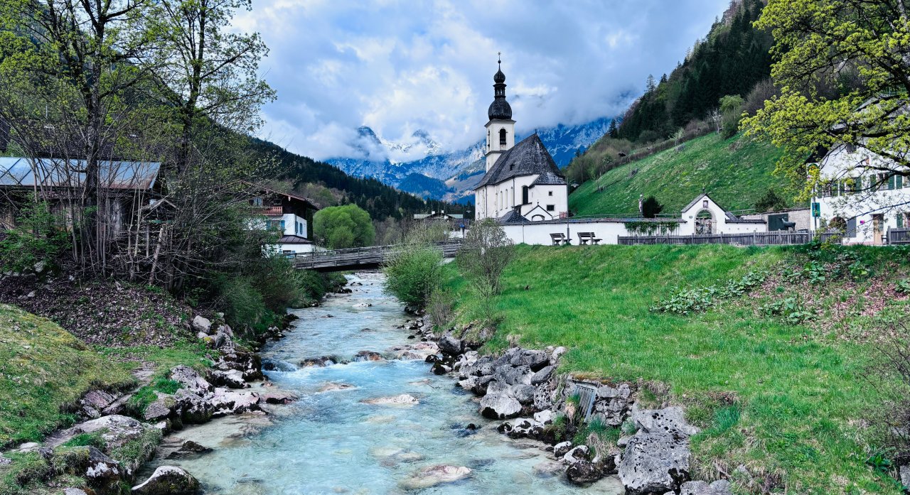 【奧地利湖區】2026藍紹辛特湖 Ramsau Hintersee 一日遊｜薩爾斯堡出發、免門票，比國王湖更好拍